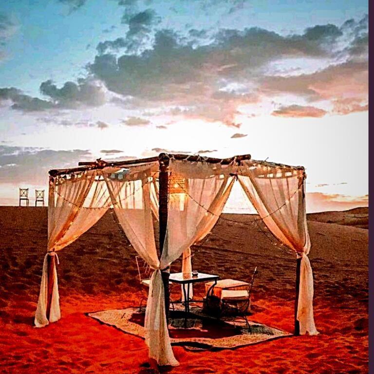 Merzouga Desert Luxury Camp Esterno foto
