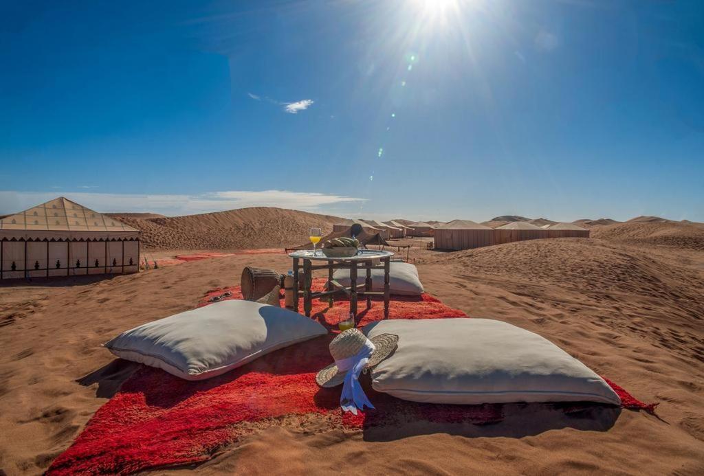 Merzouga Desert Luxury Camp Esterno foto